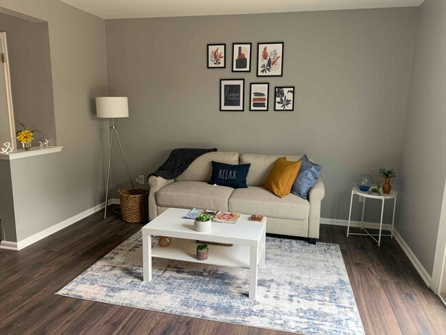 property at 2370 Woodbrook Cir S