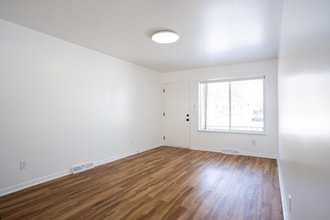 903 Doro Ln in Saginaw, MI - Foto de edificio - Building Photo