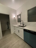 417 N Gardner St, Unit 419 Apartamentos