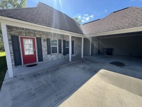 8614 Forestwood Ave in Baton Rouge, LA - Building Photo - Building Photo