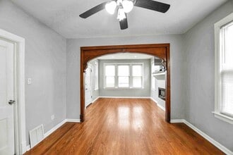 1302 S 61st Ave in Cicero, IL - Building Photo - Building Photo