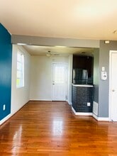 6900 Hawthorne St, Unit Hawthorne in Landover, MD - Building Photo - Building Photo