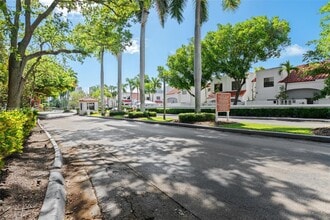 21012 NE 34th Ct in Aventura, FL - Building Photo - Building Photo