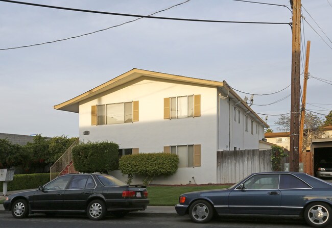 1622 Pomeroy Ave in Santa Clara, CA - Building Photo - Building Photo