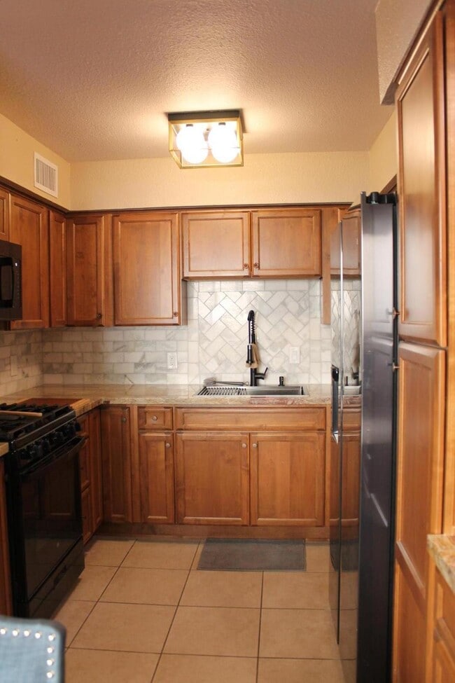 4950 N Miller Rd in Scottsdale, AZ - Building Photo - Building Photo