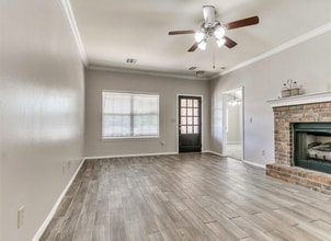 547 shadow Way in Mustang, OK - Foto de edificio - Building Photo