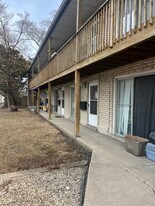 8701 84th Ct in Hickory Hills, IL - Building Photo