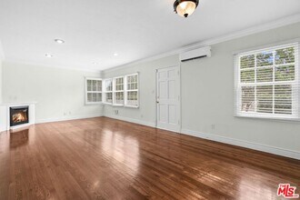 1705 Stearns Dr in Los Angeles, CA - Building Photo - Building Photo