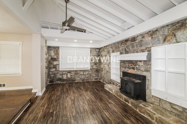 3292 Westmart Ln in Doraville, GA - Building Photo - Building Photo