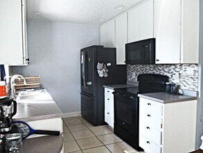 12932 81st Ave in Seminole, FL - Building Photo - Building Photo