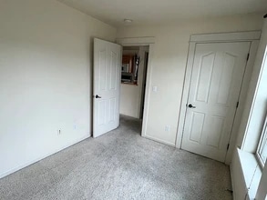 476 Clinton St in Ashland, OR - Foto de edificio - Building Photo