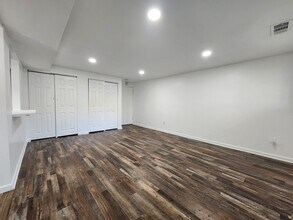 Creekview Terrace Apartments in Philadelphia, PA - Building Photo - Building Photo