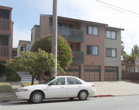 464 Miller Ave in South San Francisco, CA - Building Photo - Building Photo