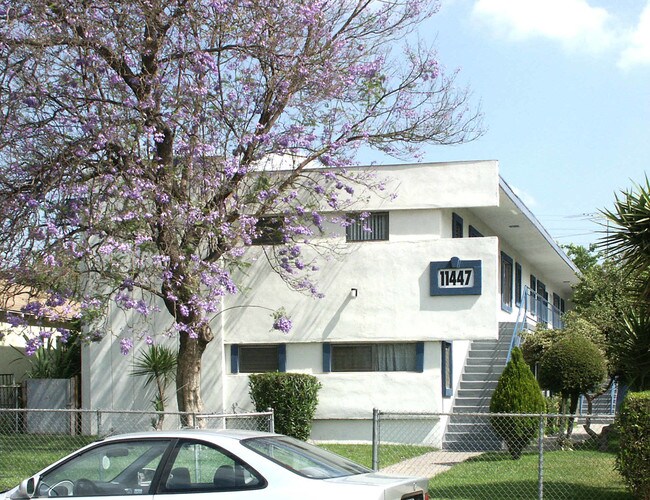 11447 Tiara St in North Hollywood, CA - Building Photo - Building Photo