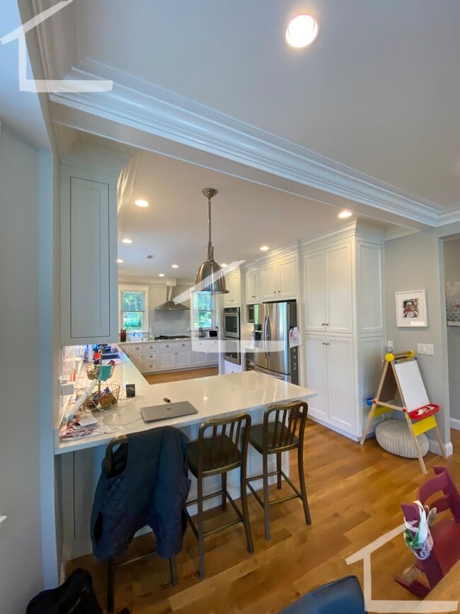 119 Westbourne Ter, Unit 1 in Brookline, MA - Building Photo - Building Photo