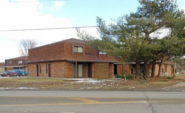 Cedar Bark Village in Marietta, OH - Building Photo - Building Photo