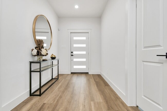 property at 2512 Gray St