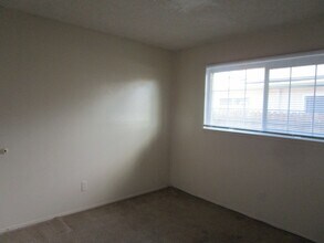 231 Stephen St in Fairfield, CA - Building Photo - Building Photo