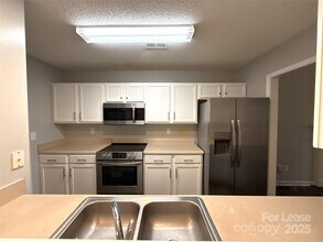 6018 Patric Alan Ct in Charlotte, NC - Building Photo - Building Photo