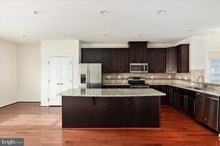 139 Hornbeam Dr in Front Royal, VA - Building Photo