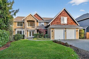 4136 NE 22nd St in Renton, WA - Building Photo