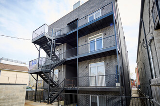 1338 W Cullerton St in Chicago, IL - Building Photo - Building Photo