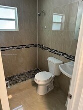 1864 NW 24th St in Miami, FL - Building Photo - Building Photo