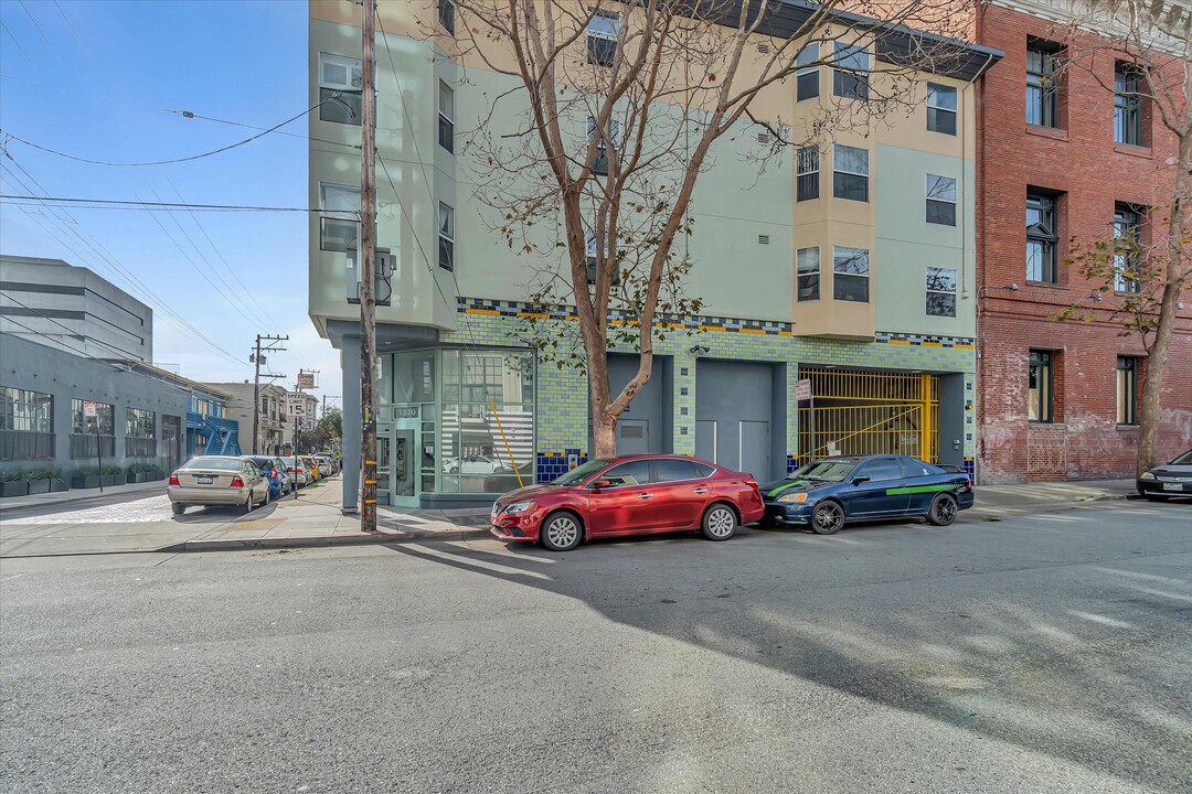 1320 Stevenson St in San Francisco, CA - Building Photo