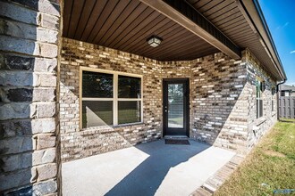 147 Fernhill Dr NW in Madison, AL - Building Photo - Building Photo