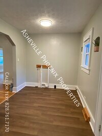 340 Spring St photo'