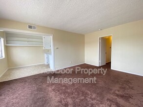 1101 Beach St in Montebello, CA - Building Photo - Building Photo