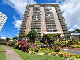 98-450-450 Koauka Loop in Aiea, HI - Building Photo