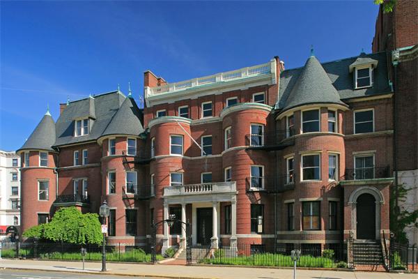 493-497 Commonwealth Ave in Boston, MA - Foto de edificio - Building Photo