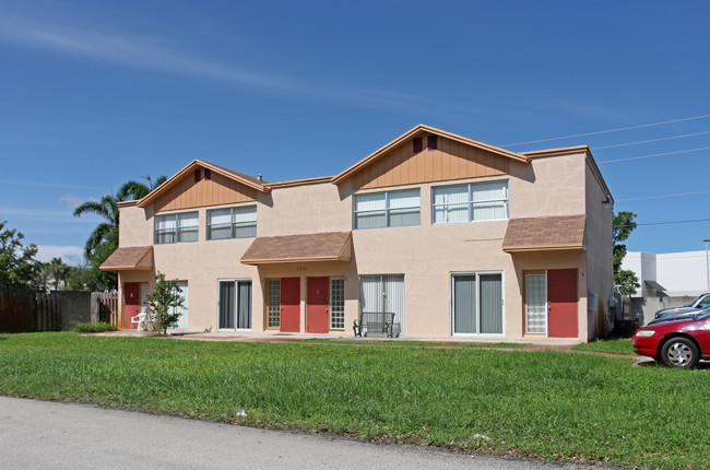 3001 NW 5th Ter in Pompano Beach, FL - Foto de edificio - Building Photo