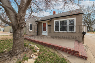 1515 W Arizona Ave in Wichita, KS - Building Photo - Building Photo