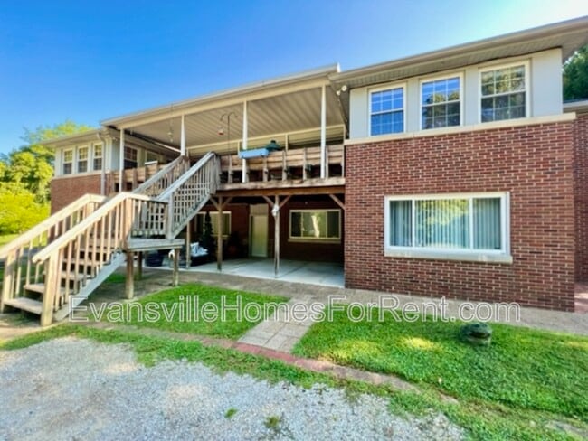 4624 New Harmony Rd in Evansville, IN - Building Photo - Building Photo