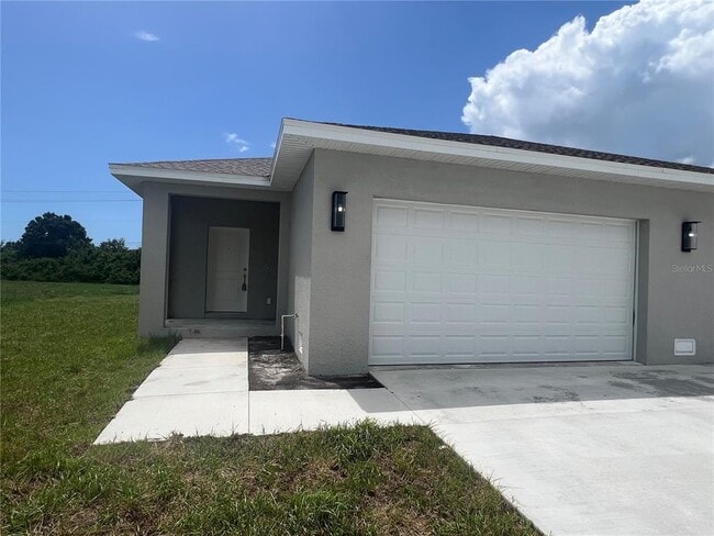 319 Boundary Blvd in Rotonda West, FL - Building Photo - Building Photo