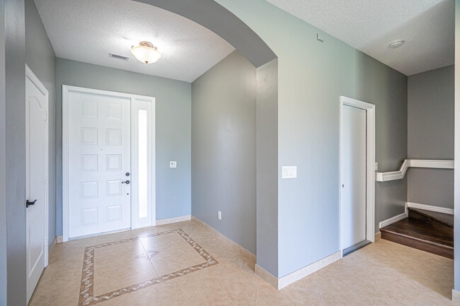 460 Rainbow Springs Terrace in Royal Palm Beach, FL - Building Photo - Building Photo