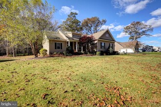 799 Campground Rd in Felton, DE - Foto de edificio - Building Photo