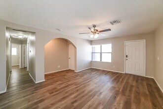 11817 W Corrine Dr in El Mirage, AZ - Building Photo - Building Photo