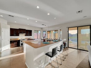 6682 S Crestview Dr in Gilbert, AZ - Building Photo - Building Photo