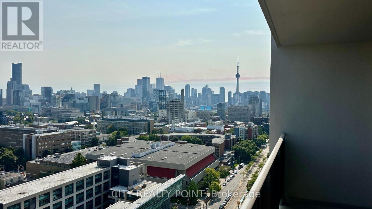 666-2666 Spadina Ave. in Toronto, ON - Building Photo