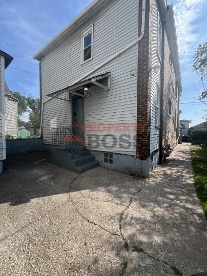 property at 3927 Elm St
