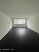 1806 Van Wert Ave in Jacksonville, FL - Foto de edificio - Building Photo