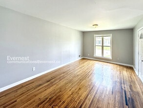 8047 2nd Ave S in Birmingham, AL - Foto de edificio - Building Photo