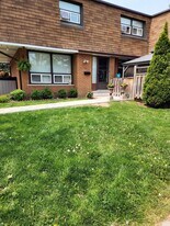 3000-3014 Centennial Dr in Burlington, ON - Building Photo