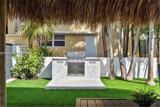 813 W 39th St in Miami Beach, FL - Building Photo - Building Photo