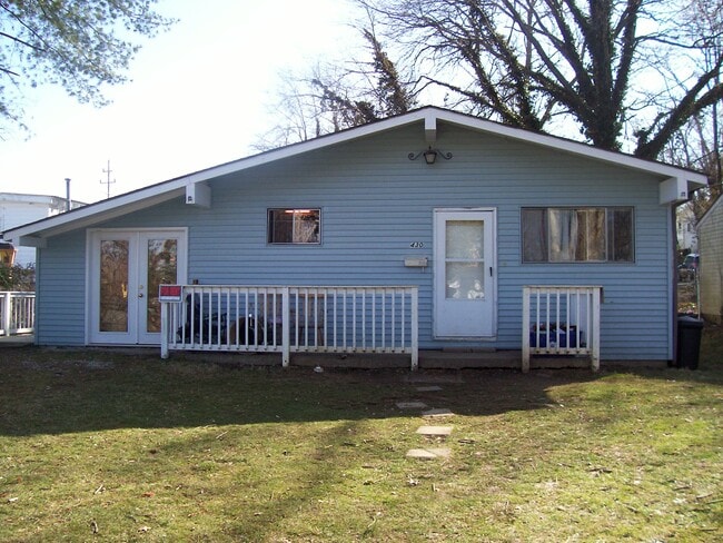 property at 430 N Roosevelt St