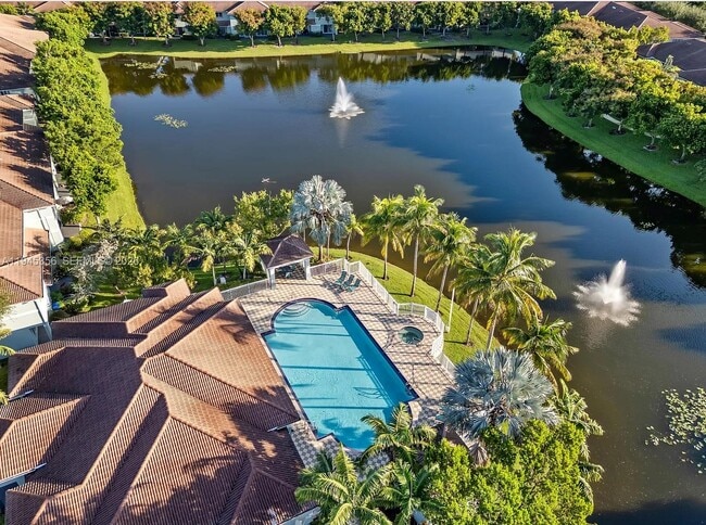 1916 Alamanda Way in Riviera Beach, FL - Building Photo - Building Photo