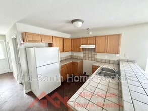 401 Bruce St in Senatobia, MS - Building Photo - Building Photo